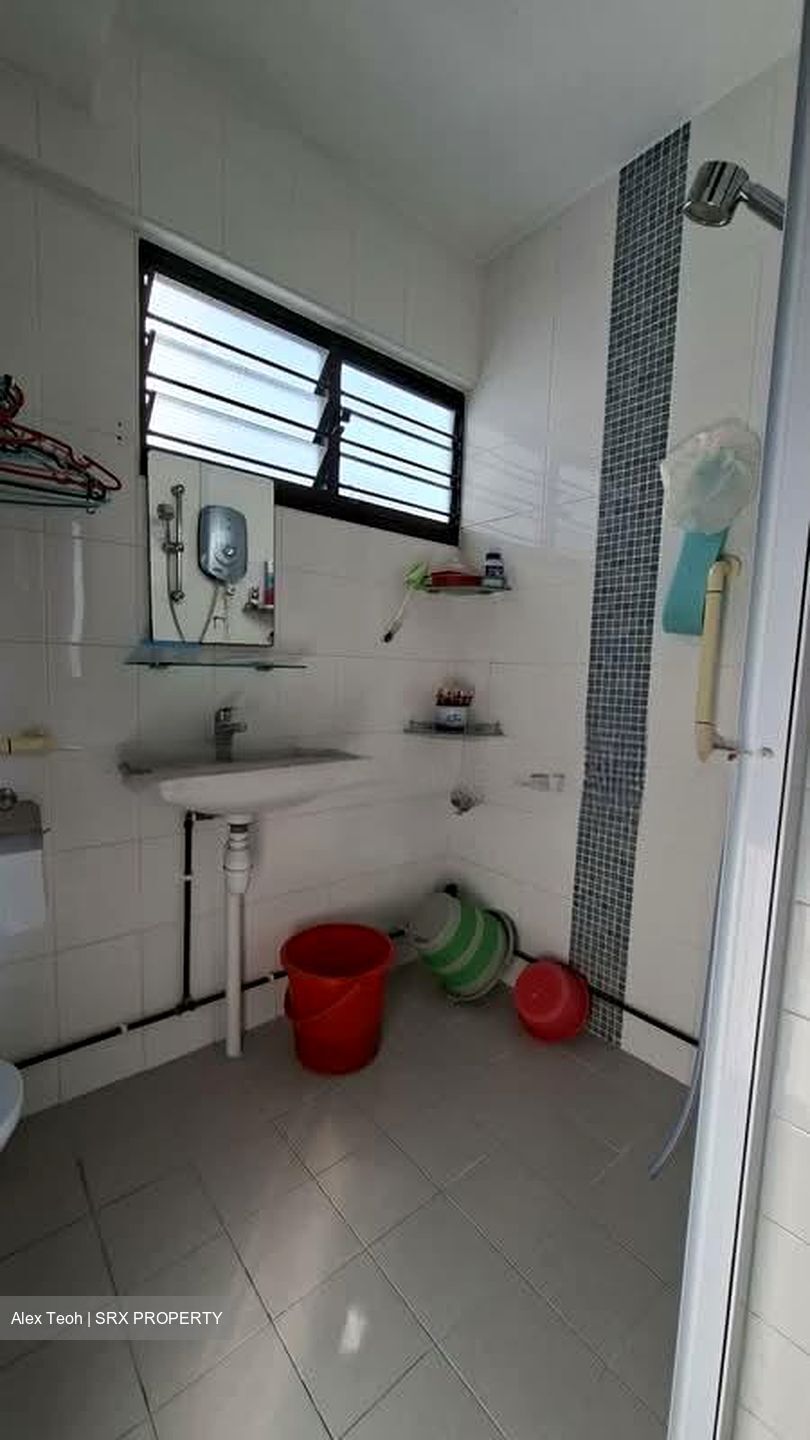 Blk 168 Bukit Batok West Avenue 8 (Bukit Batok), HDB 4 Rooms #573932091